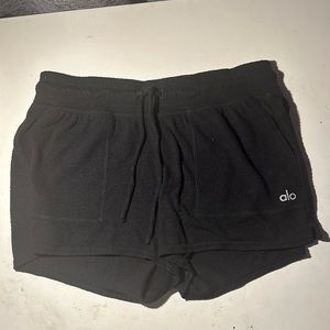 Black Alo Yoga Daze Shorts